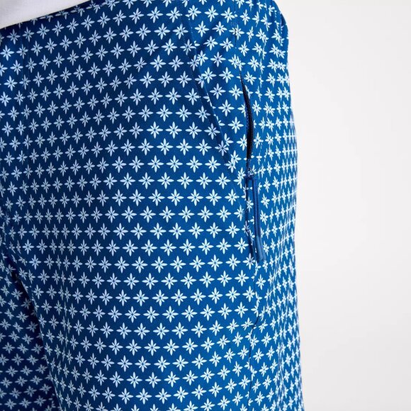 VRST Men's 6" Resort Short, Deep Denim Print, Medium, NWT - Picture 3 of 7